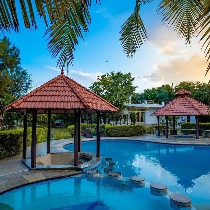 Khushana Villa By Baywatch Stayzz Csennai Kültér fotó